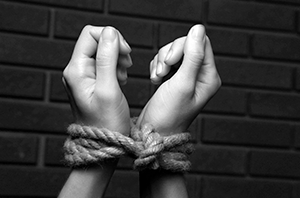 Com mais de 40 milhões de vítimas no mundo, principal alvo do tráfico de pessoas é o trabalho análogo à escravidão